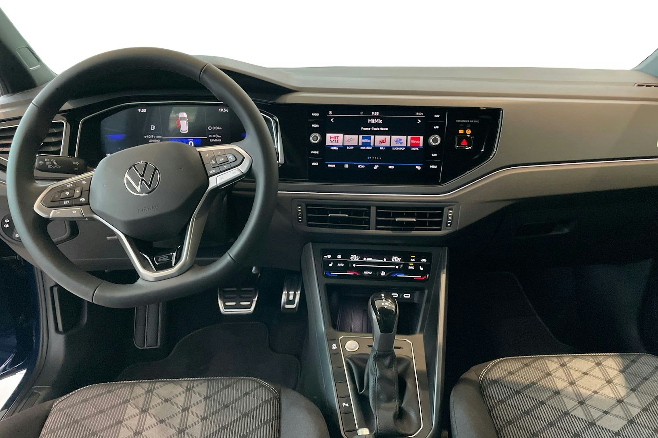 sininen Volkswagen Taigo 2025 kuva 7.