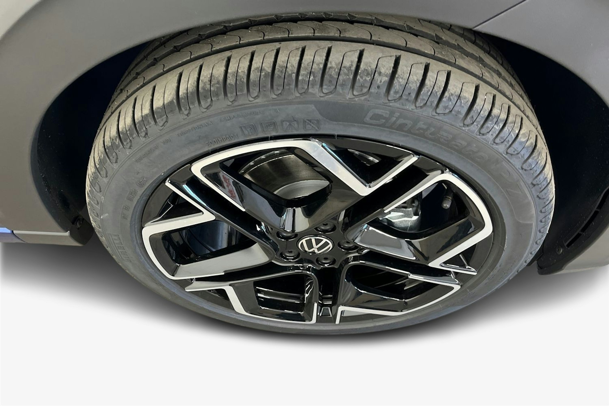 sininen Volkswagen Taigo 2025 kuva 9.
