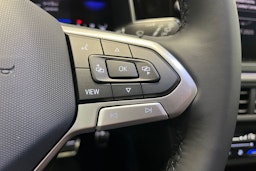 sininen Volkswagen Taigo 2025 kuva 14.