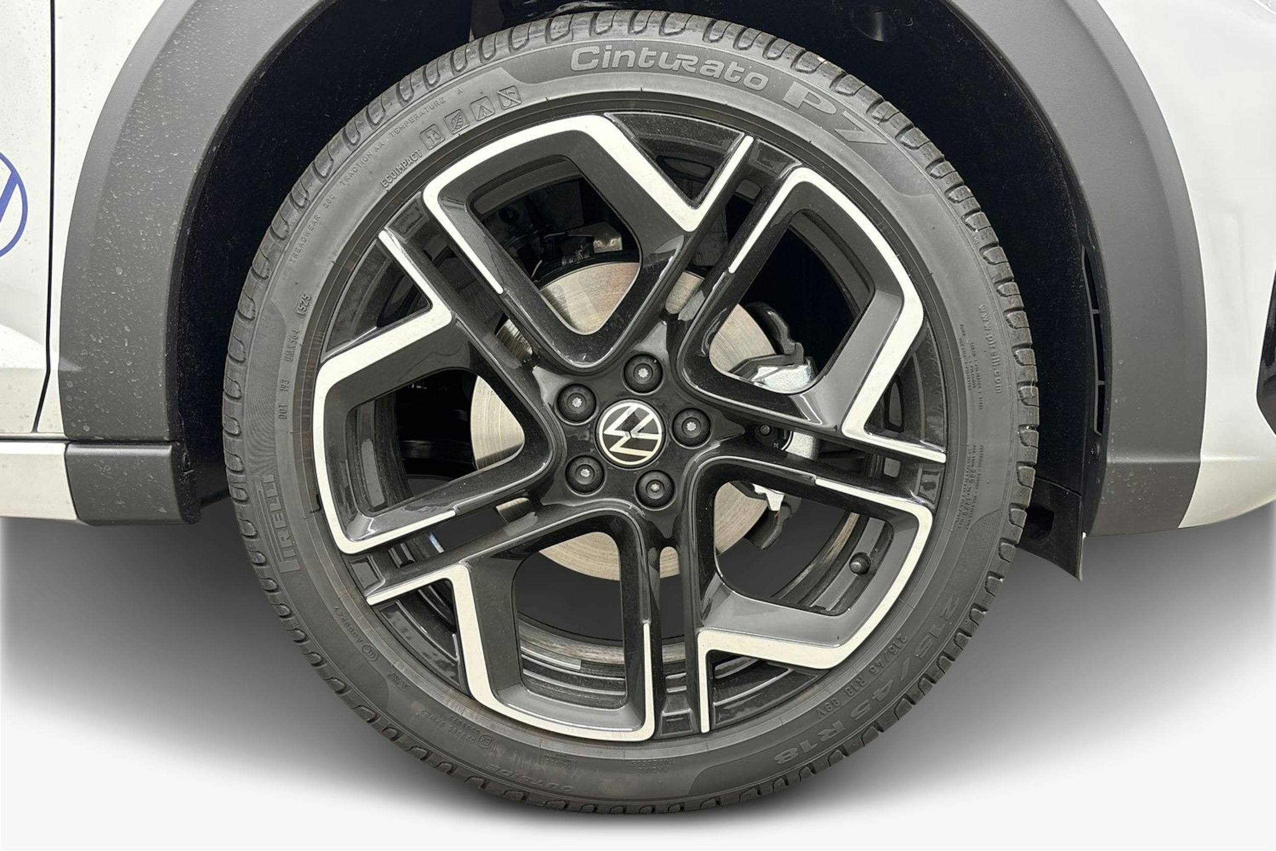 met. harmaa Volkswagen Taigo 2025 kuva 9.