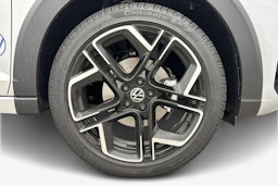 met. harmaa Volkswagen Taigo 2025 kuva 9.