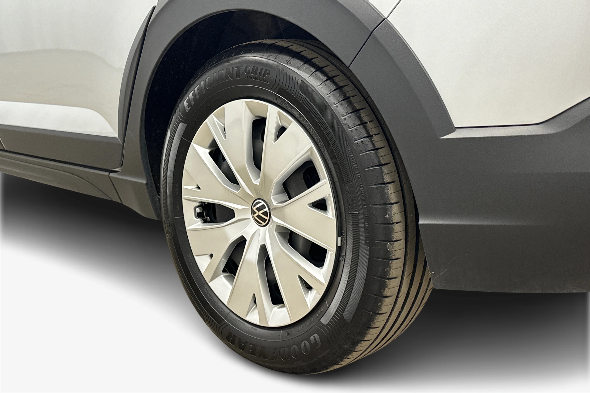 harmaa Volkswagen Taigo 2025 kuva 9.