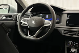harmaa Volkswagen Taigo 2025 kuva 12.