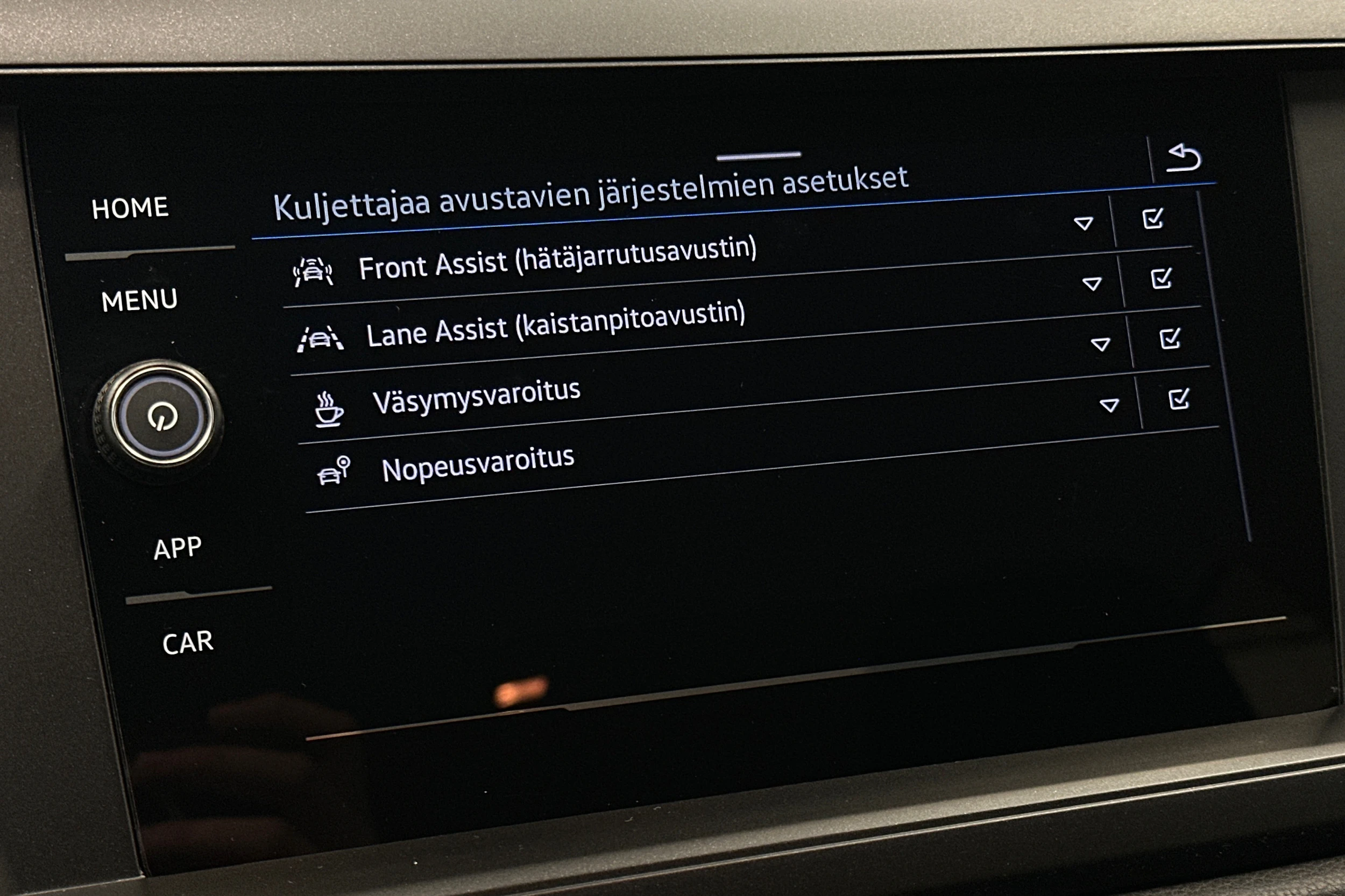 harmaa Volkswagen Taigo 2025 kuva 20.