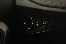 harmaa Volkswagen Taigo 2025 kuva 15.