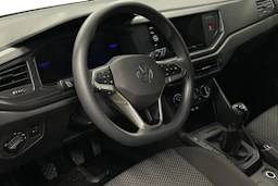 harmaa Volkswagen Taigo 2025 kuva 6.