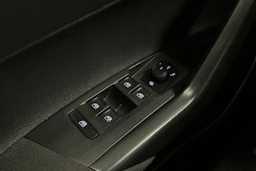 harmaa Volkswagen Taigo 2025 kuva 14.