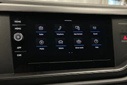 harmaa Volkswagen Taigo 2025 kuva 17.