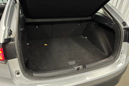 harmaa Volkswagen Taigo 2025 kuva 28.