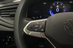 valkoinen Volkswagen Taigo 2025 kuva 11.