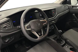 harmaa Volkswagen Taigo 2025 kuva 6.