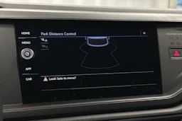 harmaa Volkswagen Taigo 2025 kuva 25.