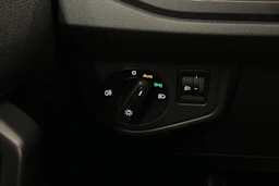 harmaa Volkswagen Taigo 2025 kuva 15.