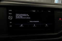 harmaa Volkswagen Taigo 2025 kuva 20.