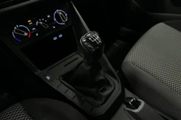harmaa Volkswagen Taigo 2025 kuva 27.