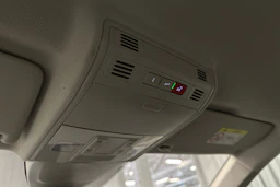 harmaa Volkswagen Taigo 2025 kuva 28.