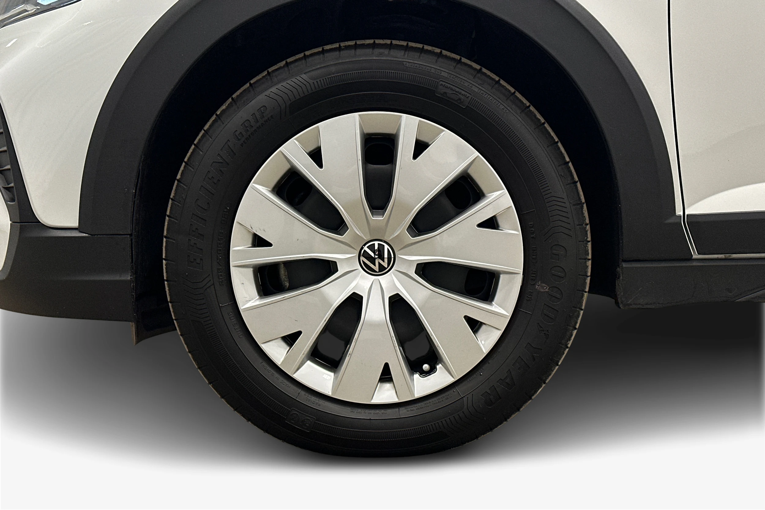 valkoinen Volkswagen Taigo 2025 kuva 12.
