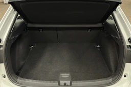 valkoinen Volkswagen Taigo 2025 kuva 15.