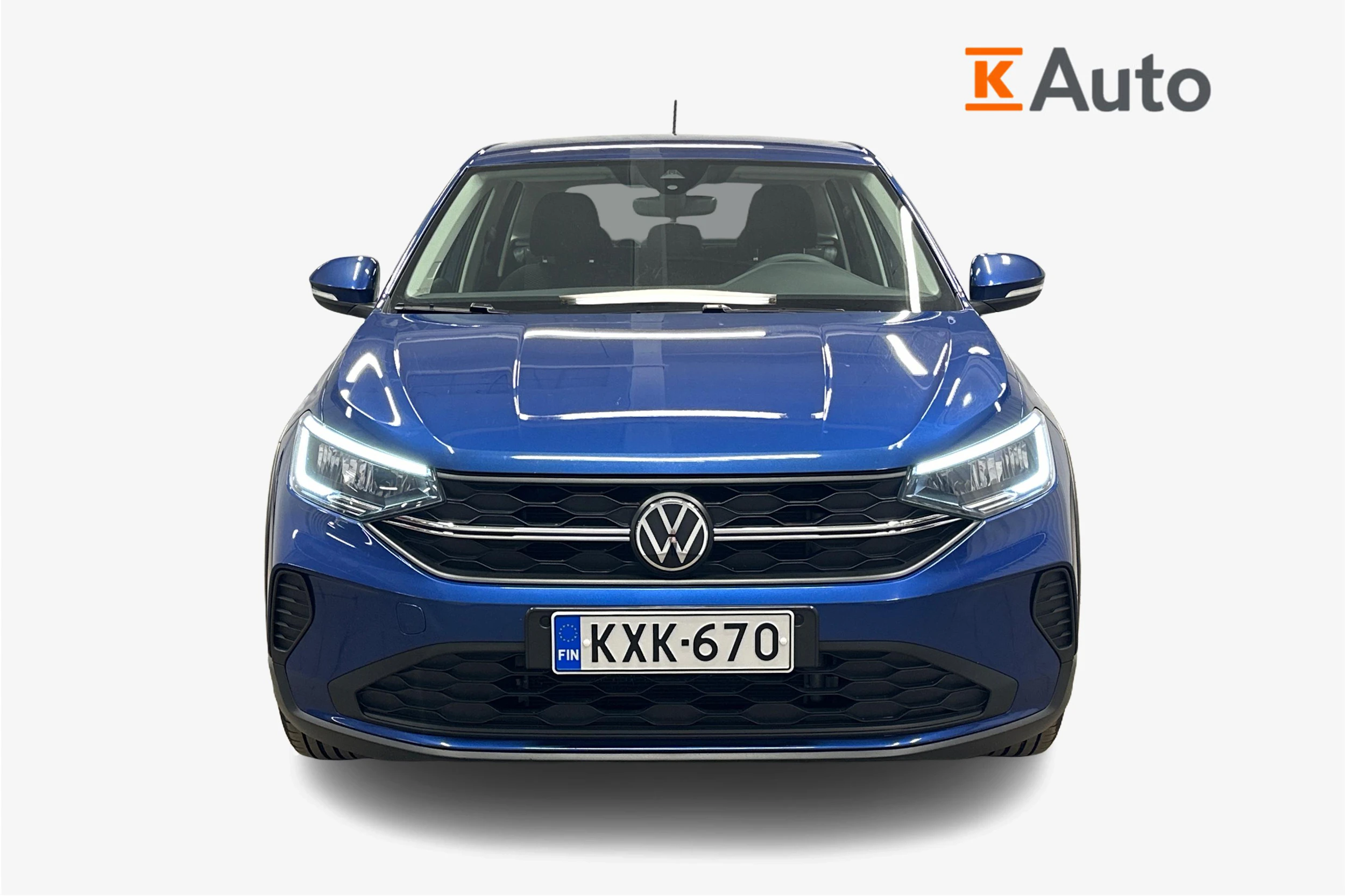 sininen Volkswagen Taigo 2025 kuva 4.
