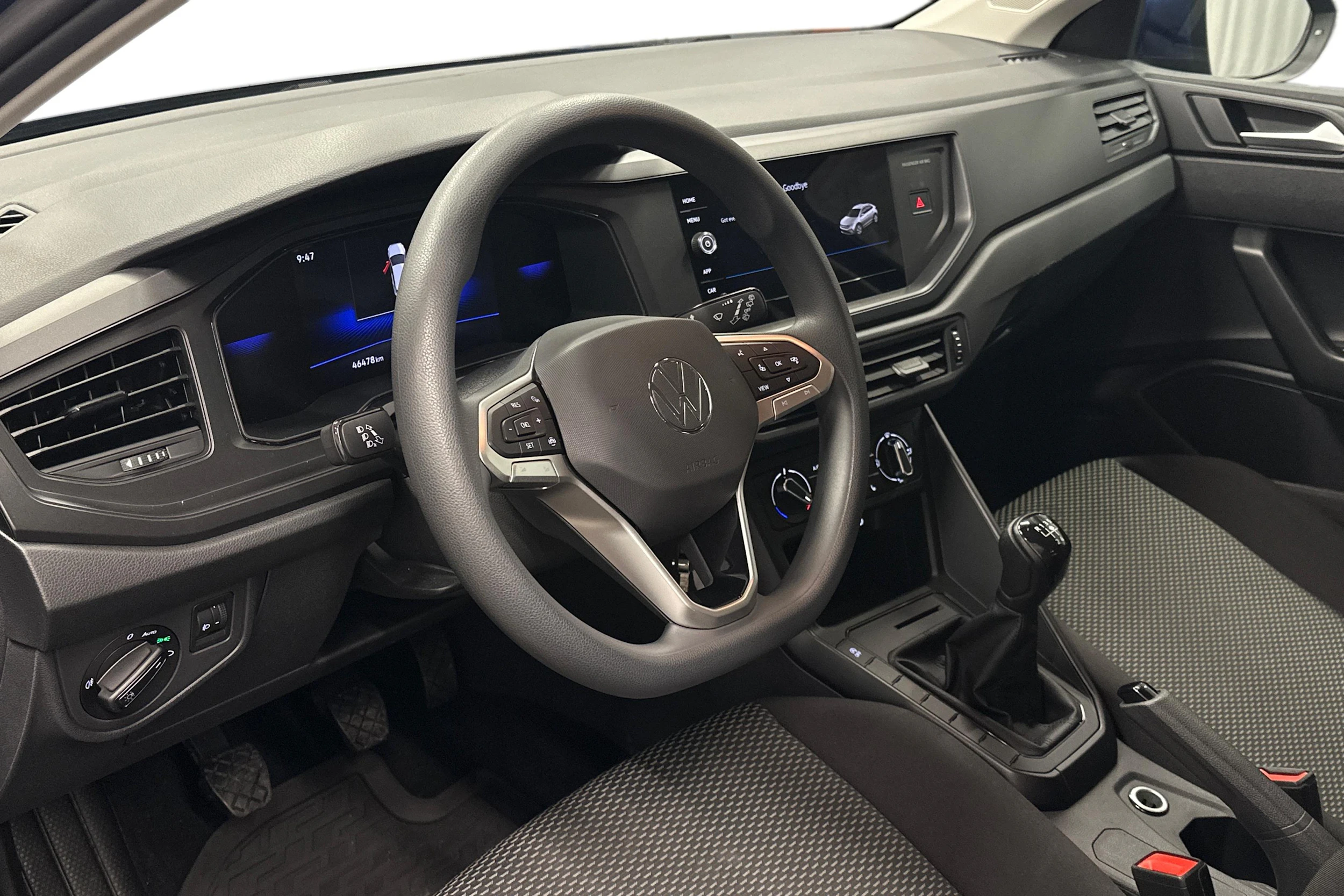 sininen Volkswagen Taigo 2025 kuva 6.