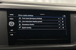 sininen Volkswagen Taigo 2025 kuva 24.