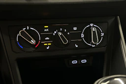 sininen Volkswagen Taigo 2025 kuva 26.