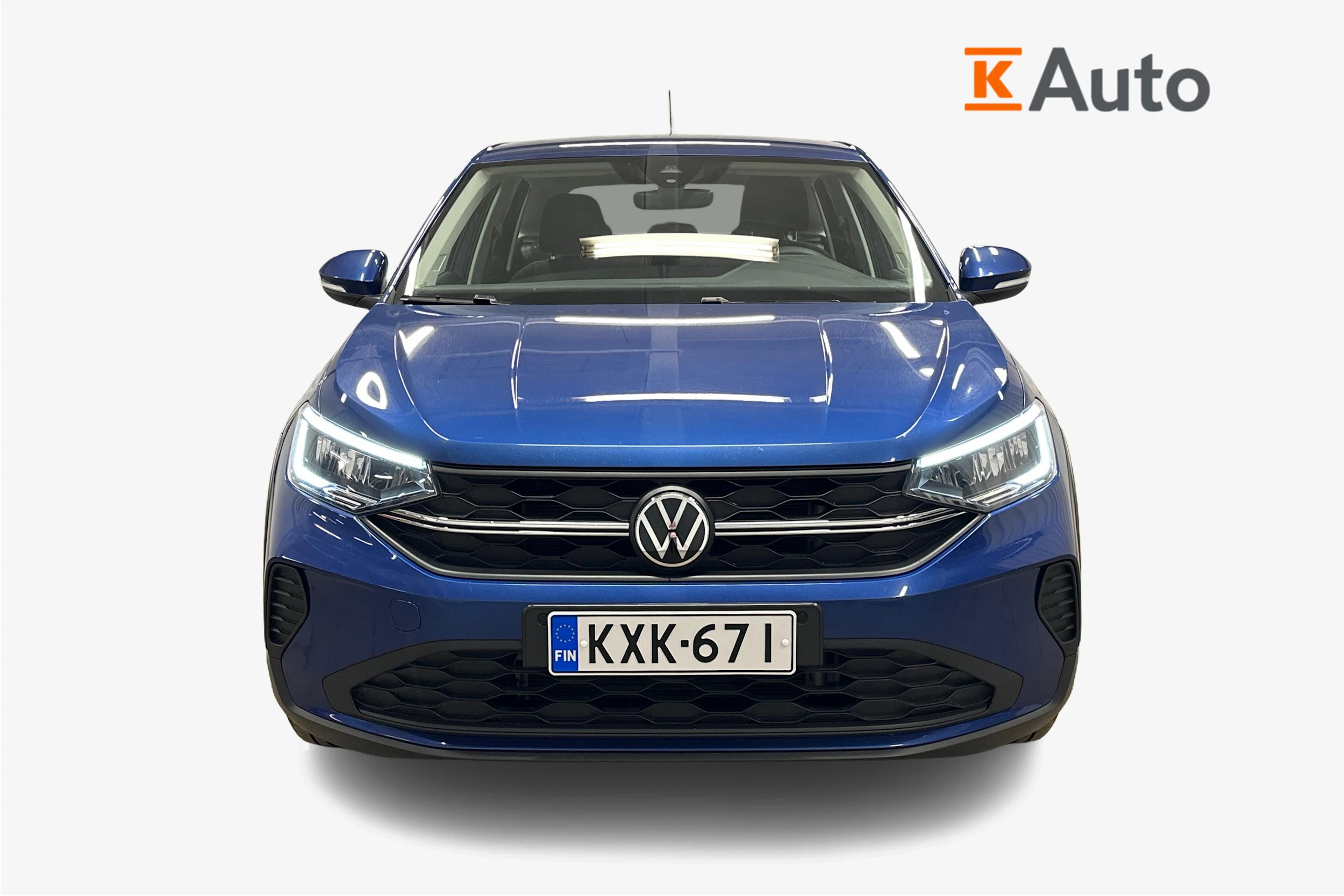 sininen Volkswagen Taigo 2025 kuva 4.