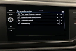 sininen Volkswagen Taigo 2025 kuva 23.