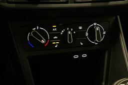 sininen Volkswagen Taigo 2025 kuva 25.