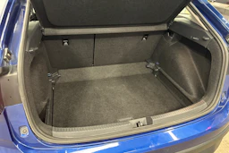 sininen Volkswagen Taigo 2025 kuva 28.