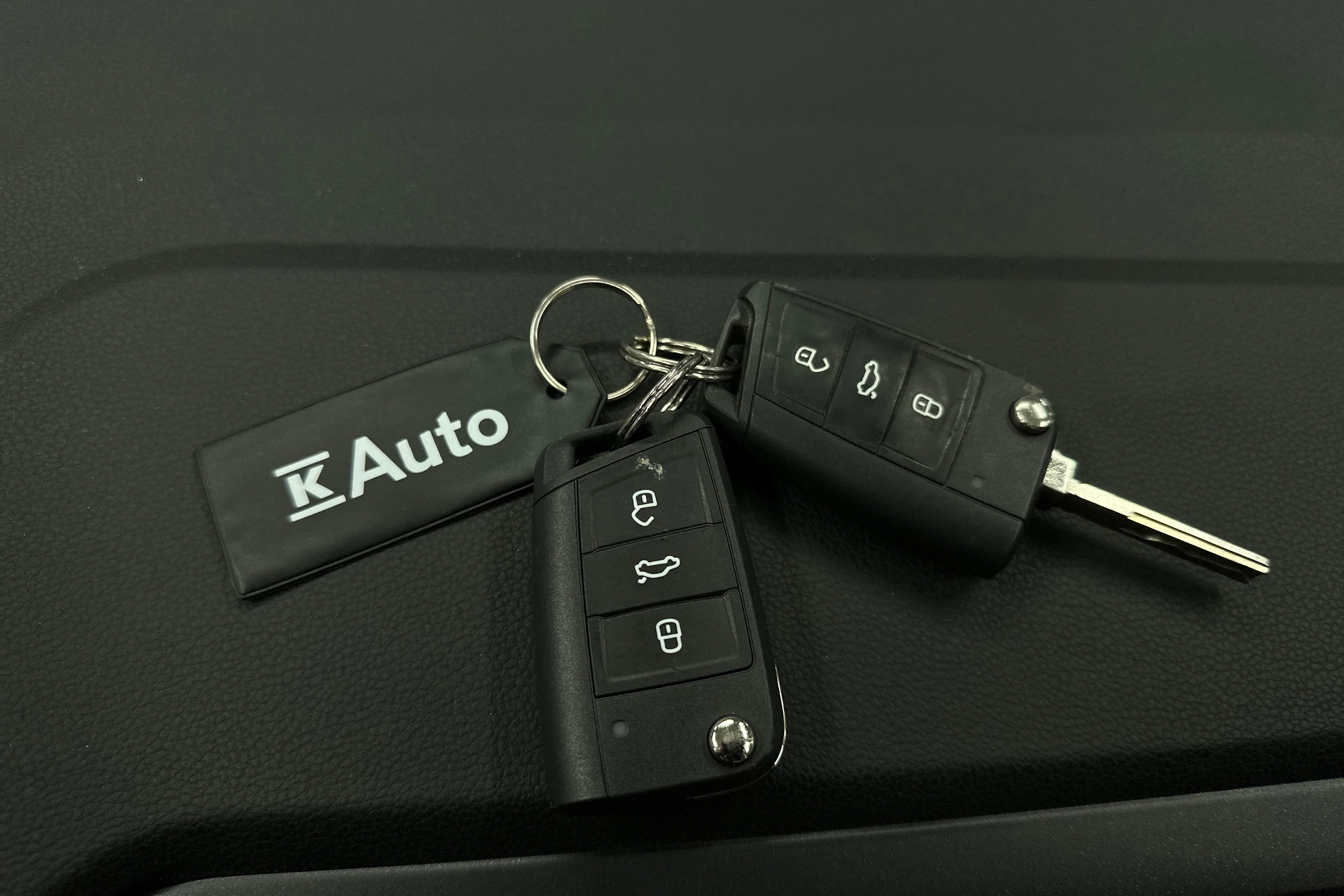 sininen Volkswagen Taigo 2025 kuva 29.