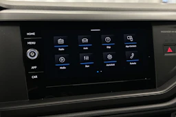 harmaa Volkswagen Taigo 2025 kuva 16.