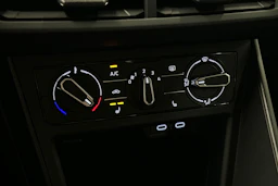 harmaa Volkswagen Taigo 2025 kuva 25.