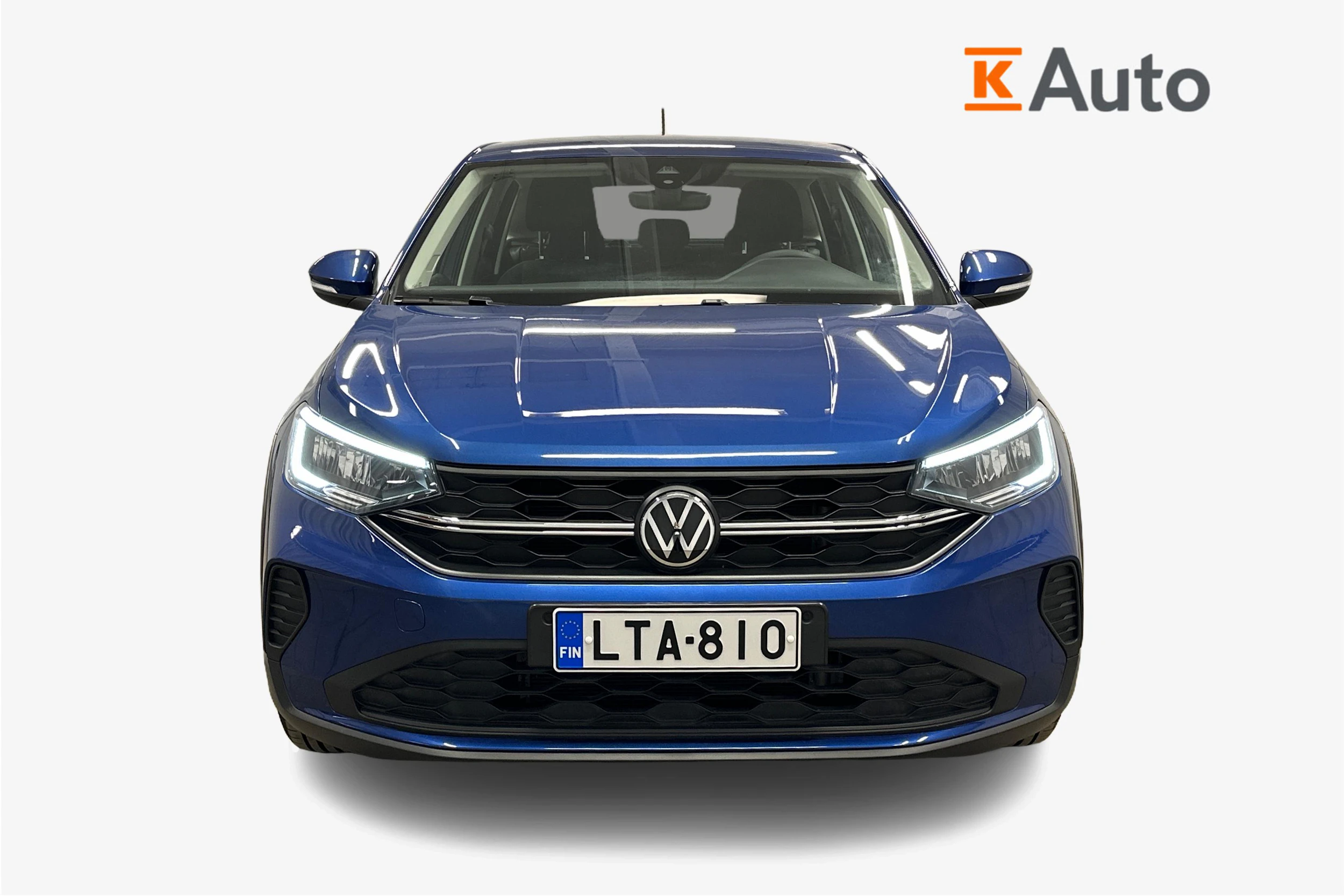 sininen Volkswagen Taigo 2025 kuva 4.