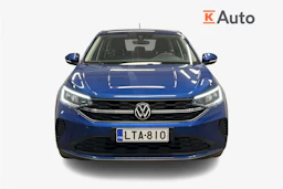 sininen Volkswagen Taigo 2025 kuva 4.