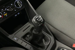 sininen Volkswagen Taigo 2025 kuva 24.