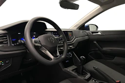 sininen Volkswagen Taigo 2025 kuva 6.