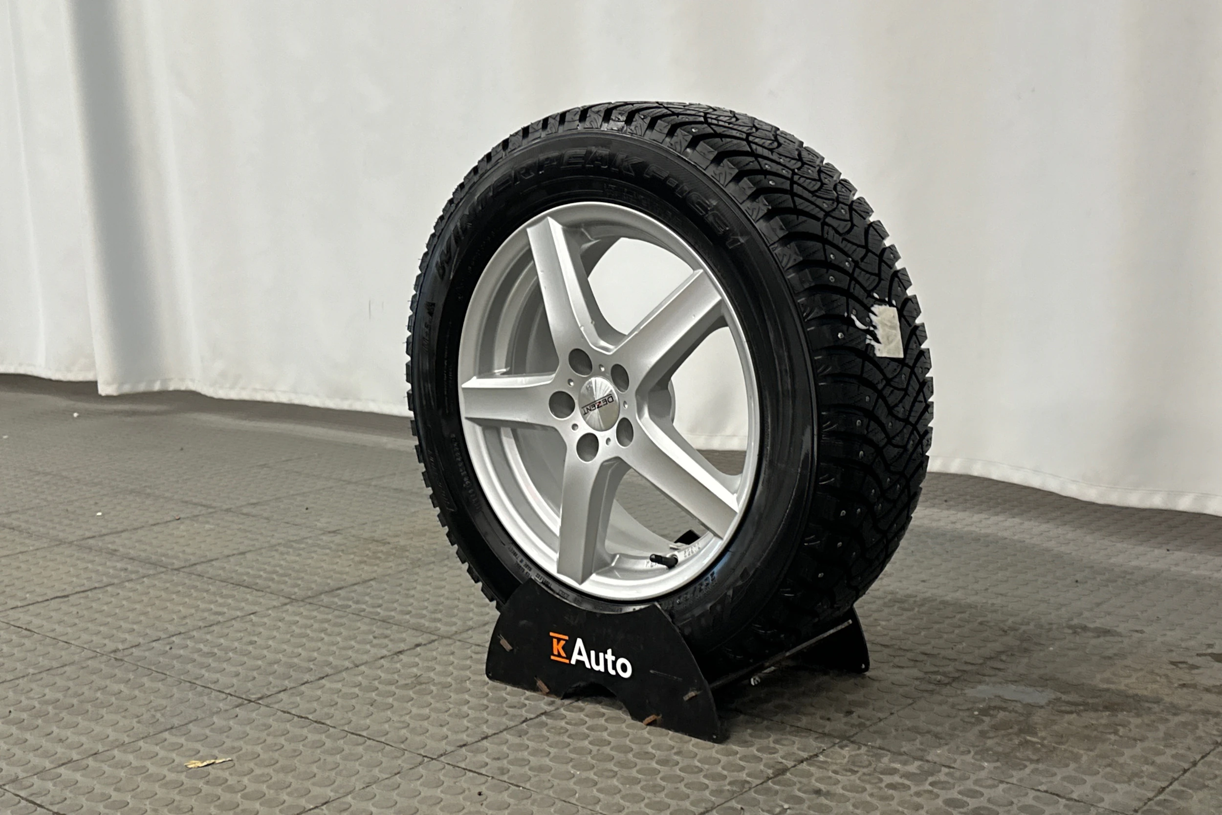 sininen Volkswagen Taigo 2025 kuva 10.