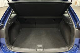 sininen Volkswagen Taigo 2025 kuva 11.