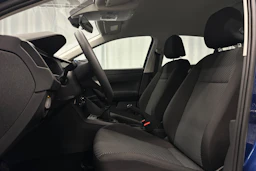 sininen Volkswagen Taigo 2025 kuva 12.