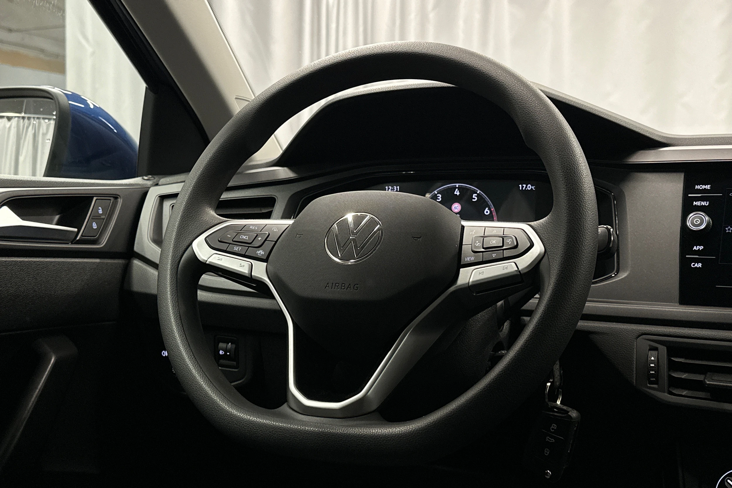 sininen Volkswagen Taigo 2025 kuva 13.