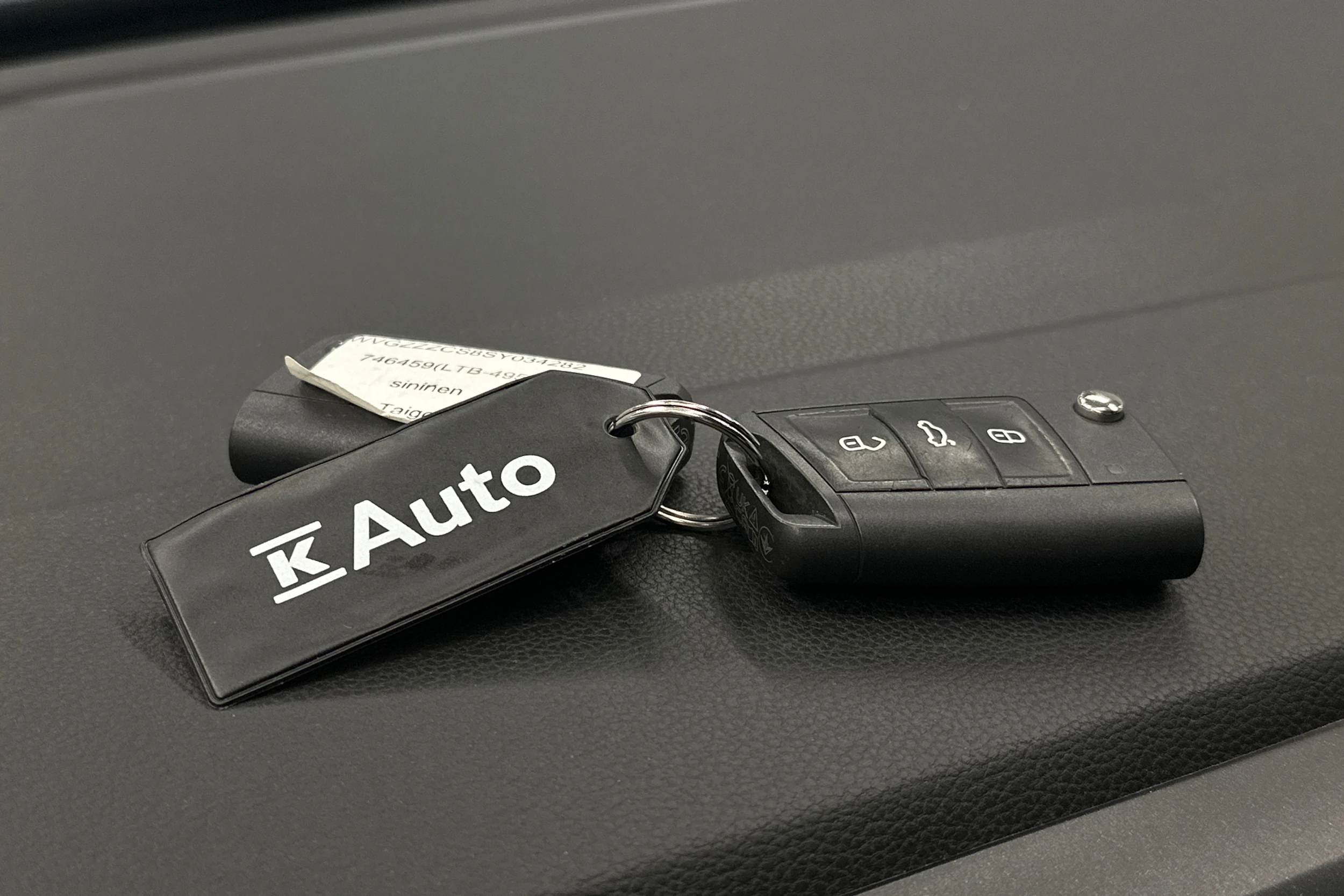 sininen Volkswagen Taigo 2025 kuva 22.
