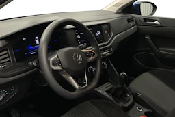 sininen Volkswagen Taigo 2025 kuva 6.