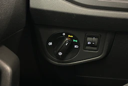 sininen Volkswagen Taigo 2025 kuva 15.