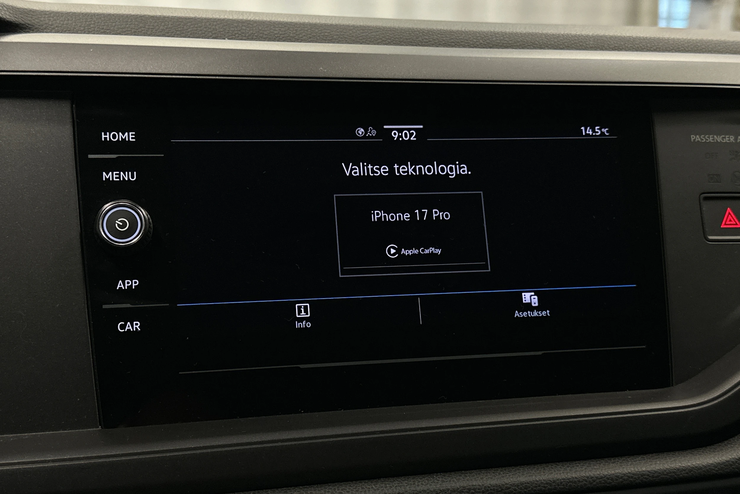 sininen Volkswagen Taigo 2025 kuva 20.