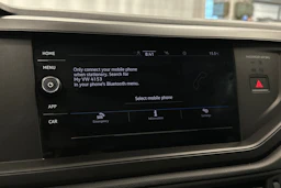 harmaa Volkswagen Taigo 2025 kuva 18.