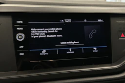valkoinen Volkswagen Taigo 2025 kuva 19.