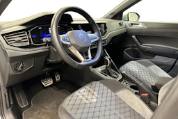 harmaa Volkswagen Taigo 2025 kuva 8.