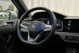 harmaa Volkswagen Taigo 2025 kuva 18.