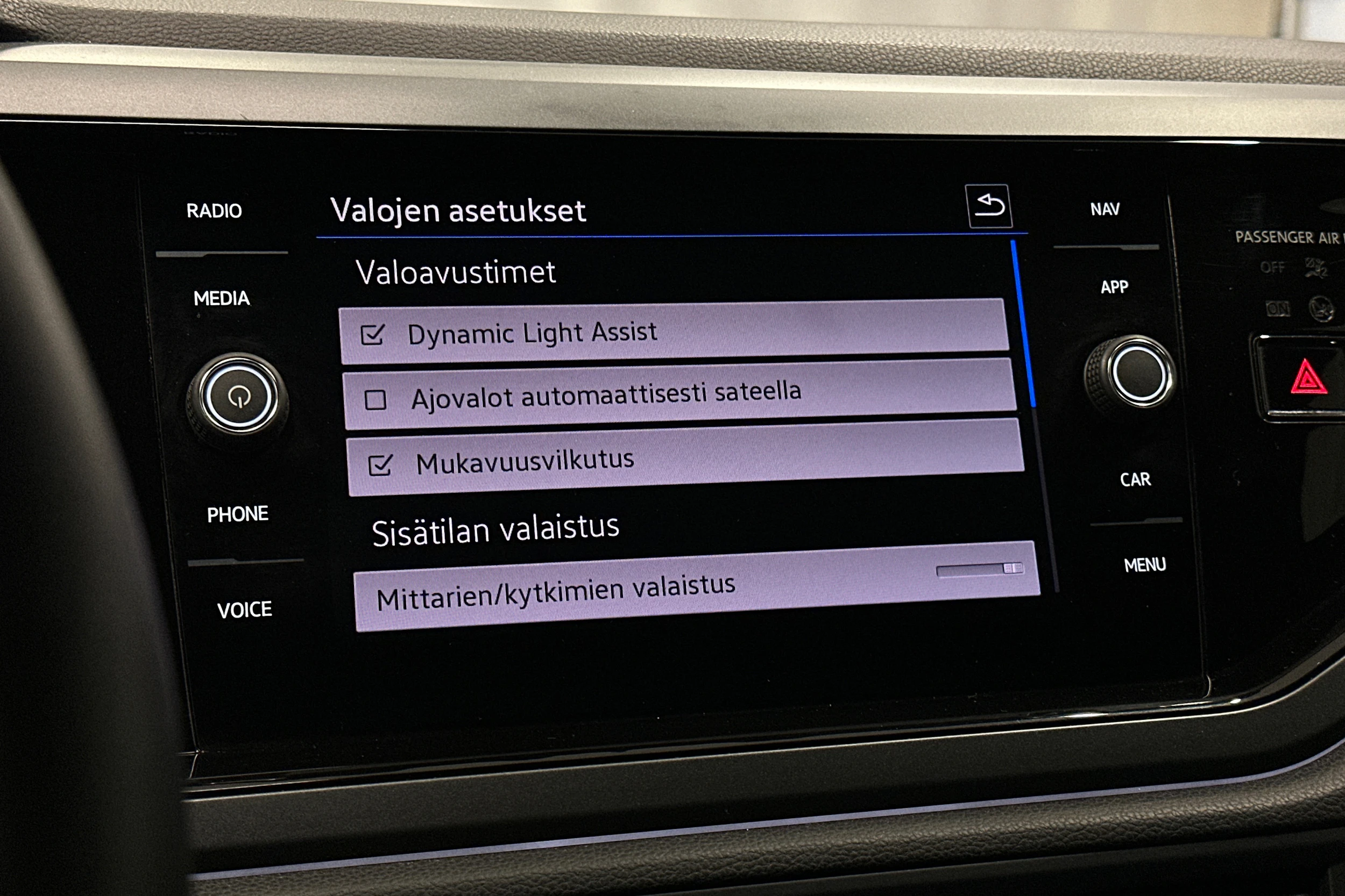 harmaa Volkswagen Taigo 2025 kuva 29.
